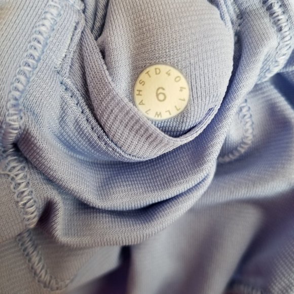 Lululemon Hotty Hot Short - Picture 9 of 9